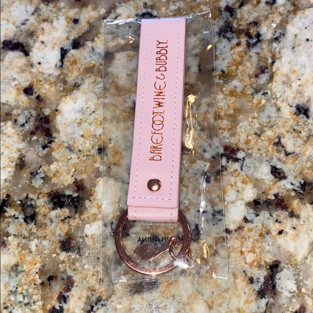 Barefoot Wine keychain with charm- Brand New